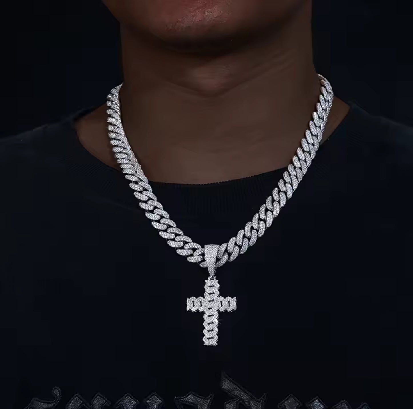Eternal Faith — Moissanite Cross Pendant